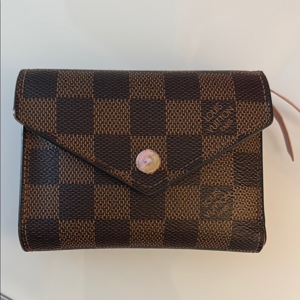 Louis Vuitton Victorine Checkered Baby Pink Interior